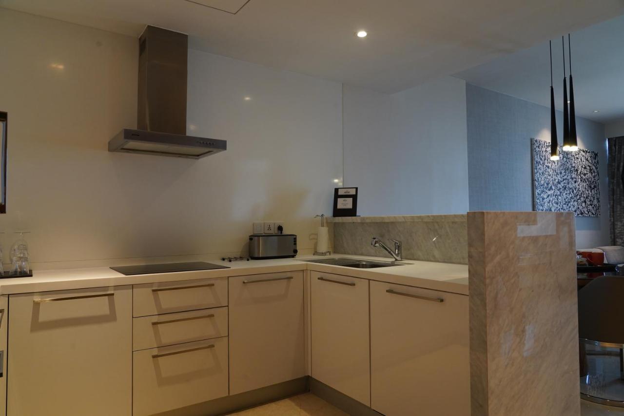 Marriott Executive Apartments Hyderabad Exterior photo