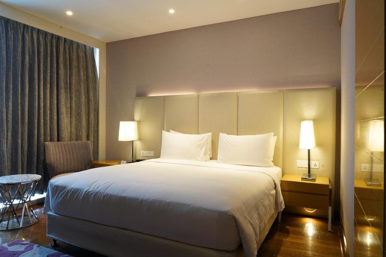 Marriott Executive Apartments Hyderabad Exterior photo