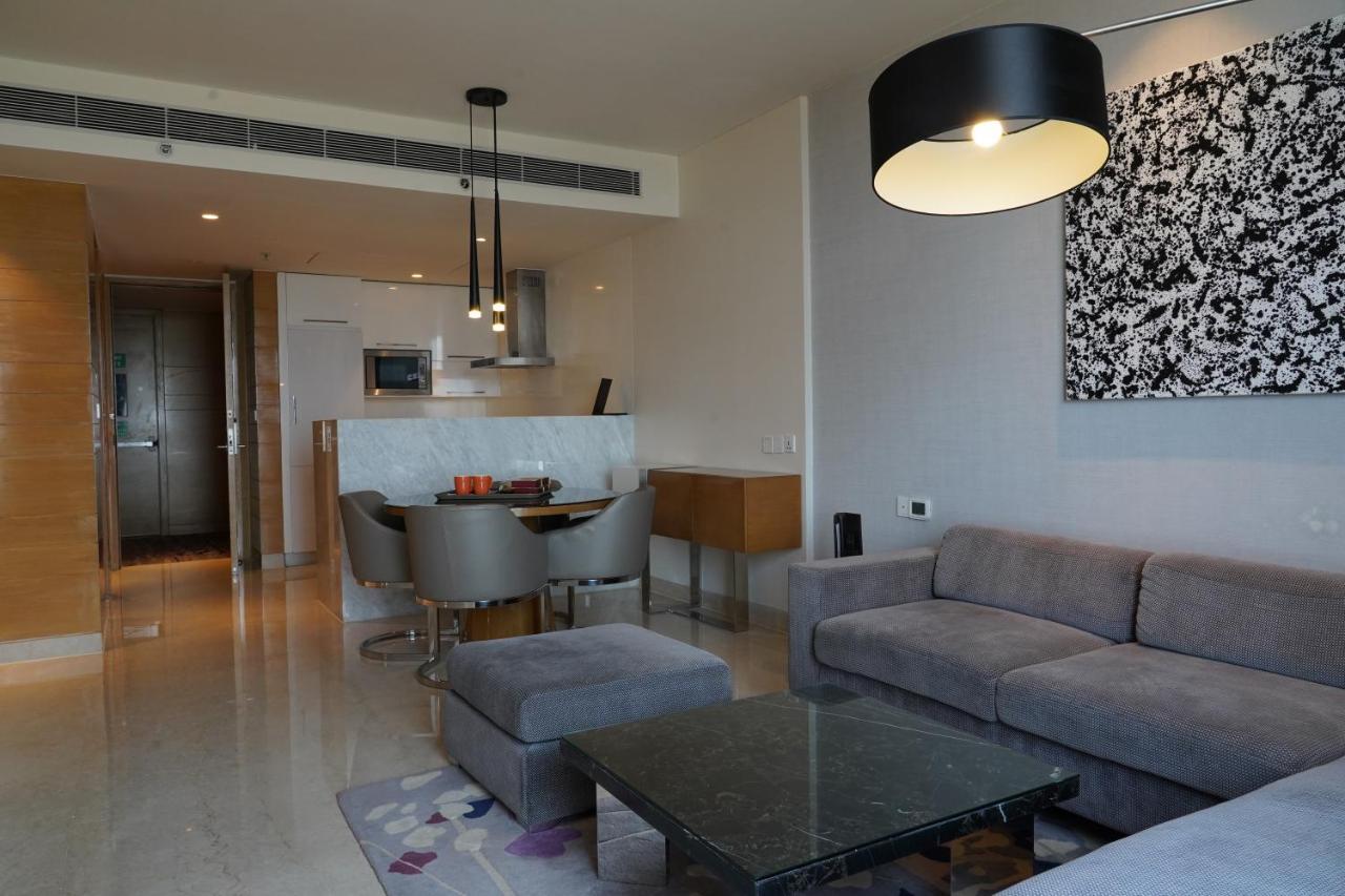 Marriott Executive Apartments Hyderabad Exterior photo