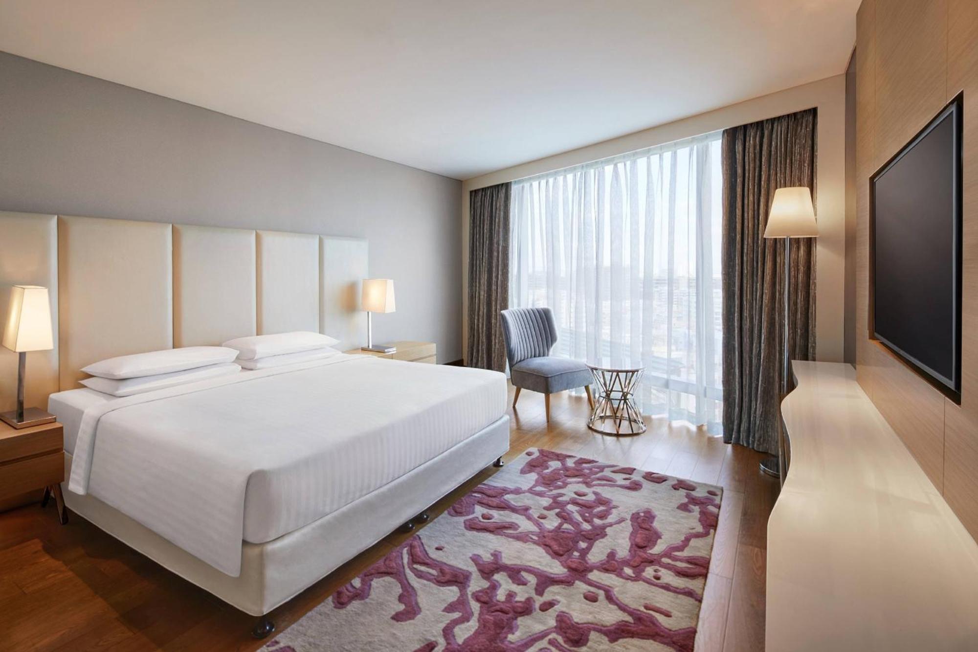 Marriott Executive Apartments Hyderabad Exterior photo