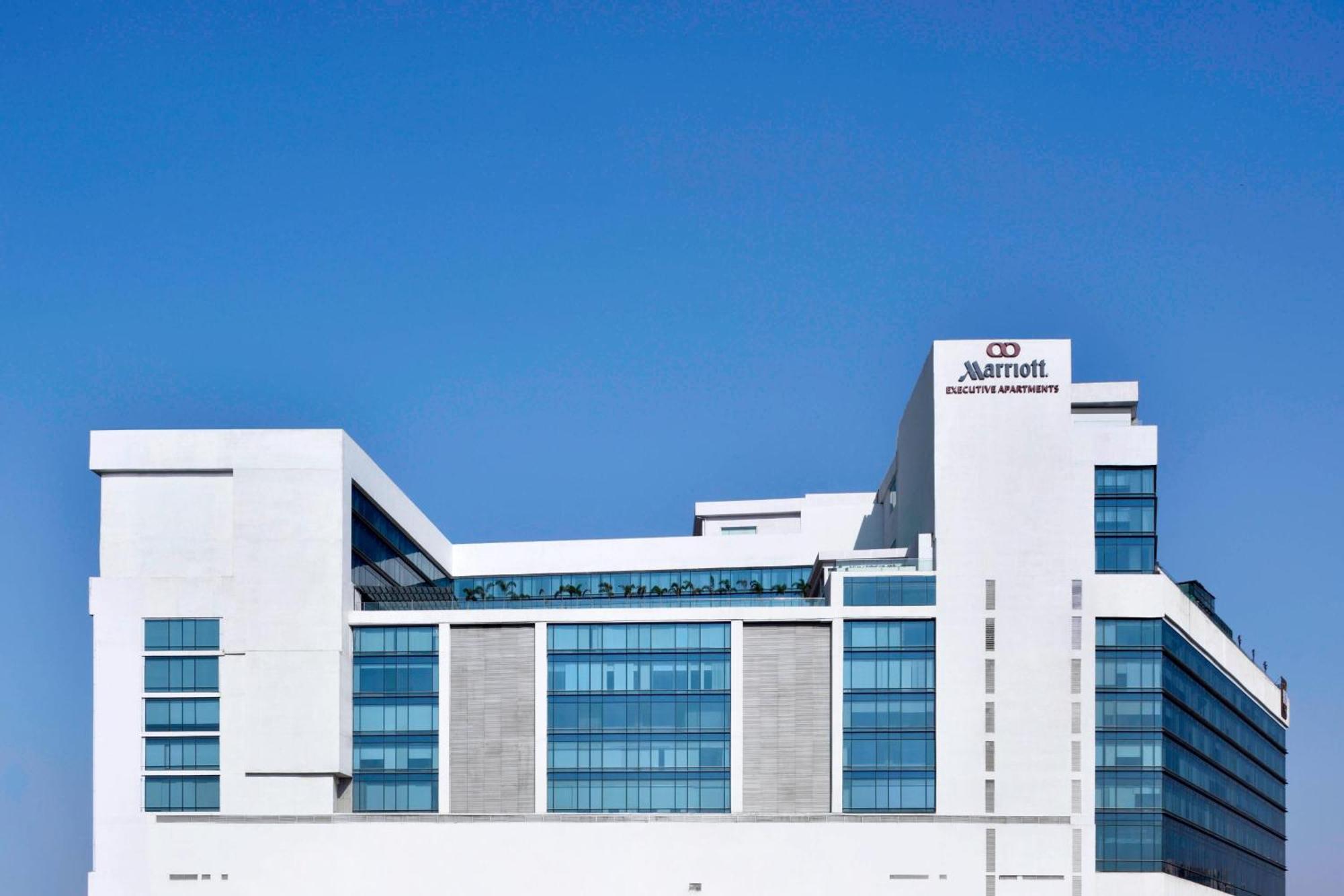 Marriott Executive Apartments Hyderabad Exterior photo